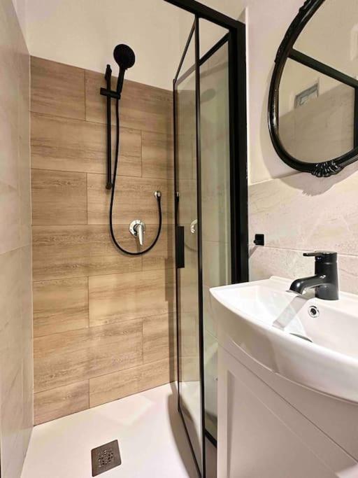Warm Retreat In The Heart Of Florence Cls Station Appartement Buitenkant foto